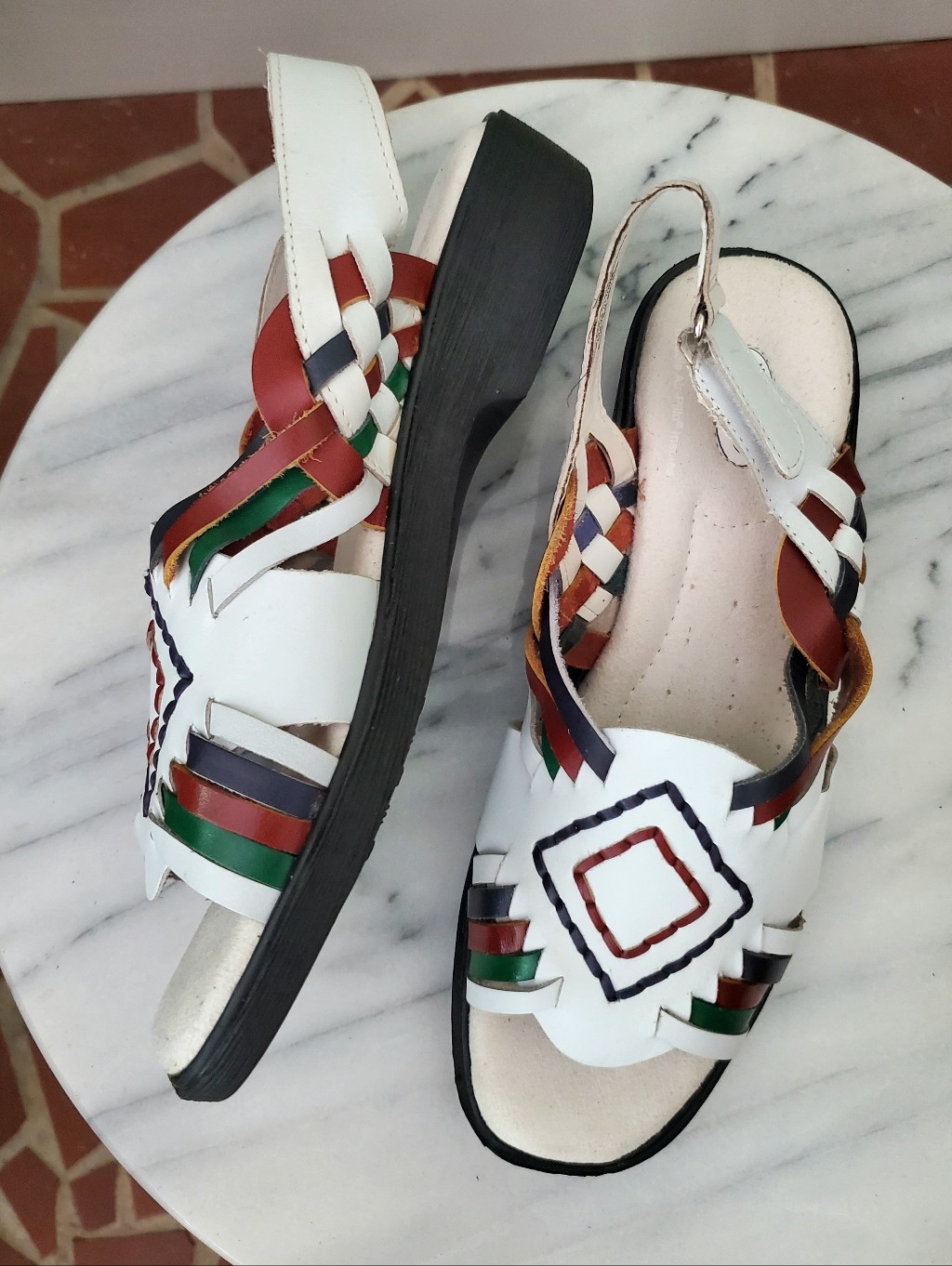 Vintage Dr Scholl's Leather Aztec Slingback Sandals White Multicolor